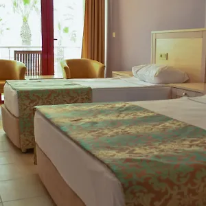 Hotel & ****